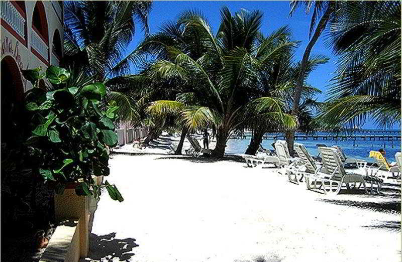 Banana Beach Resort San Pedro  Exterior photo