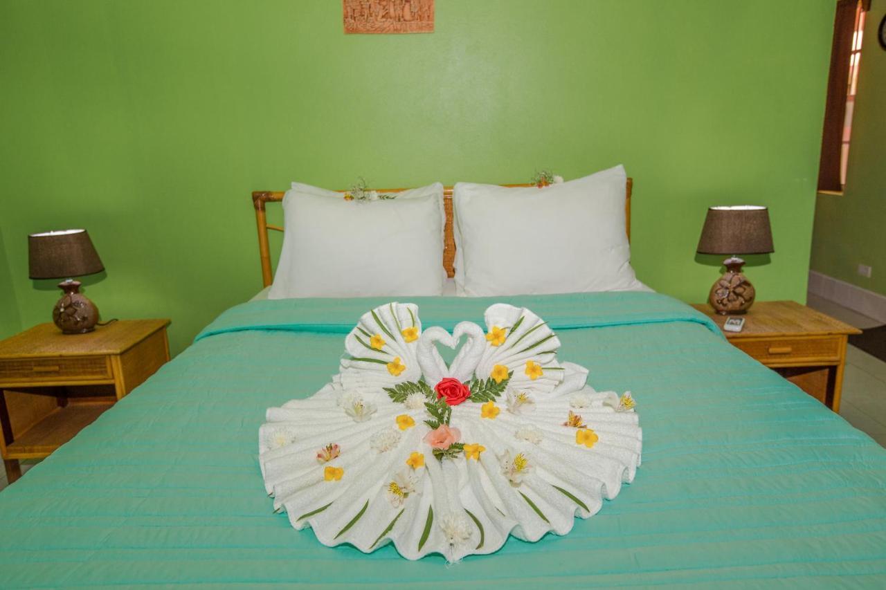 Banana Beach Resort San Pedro  Exterior photo